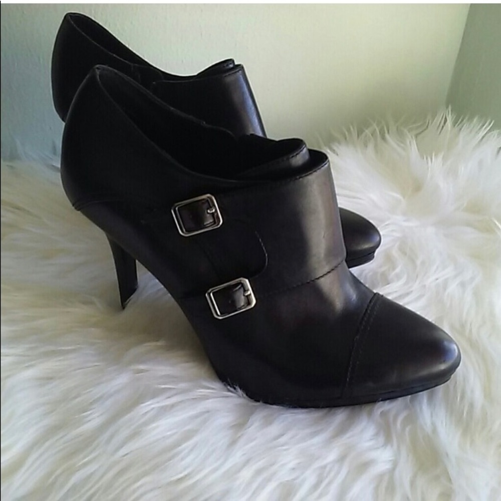Lauren Ralph Lauren Latisha booties
